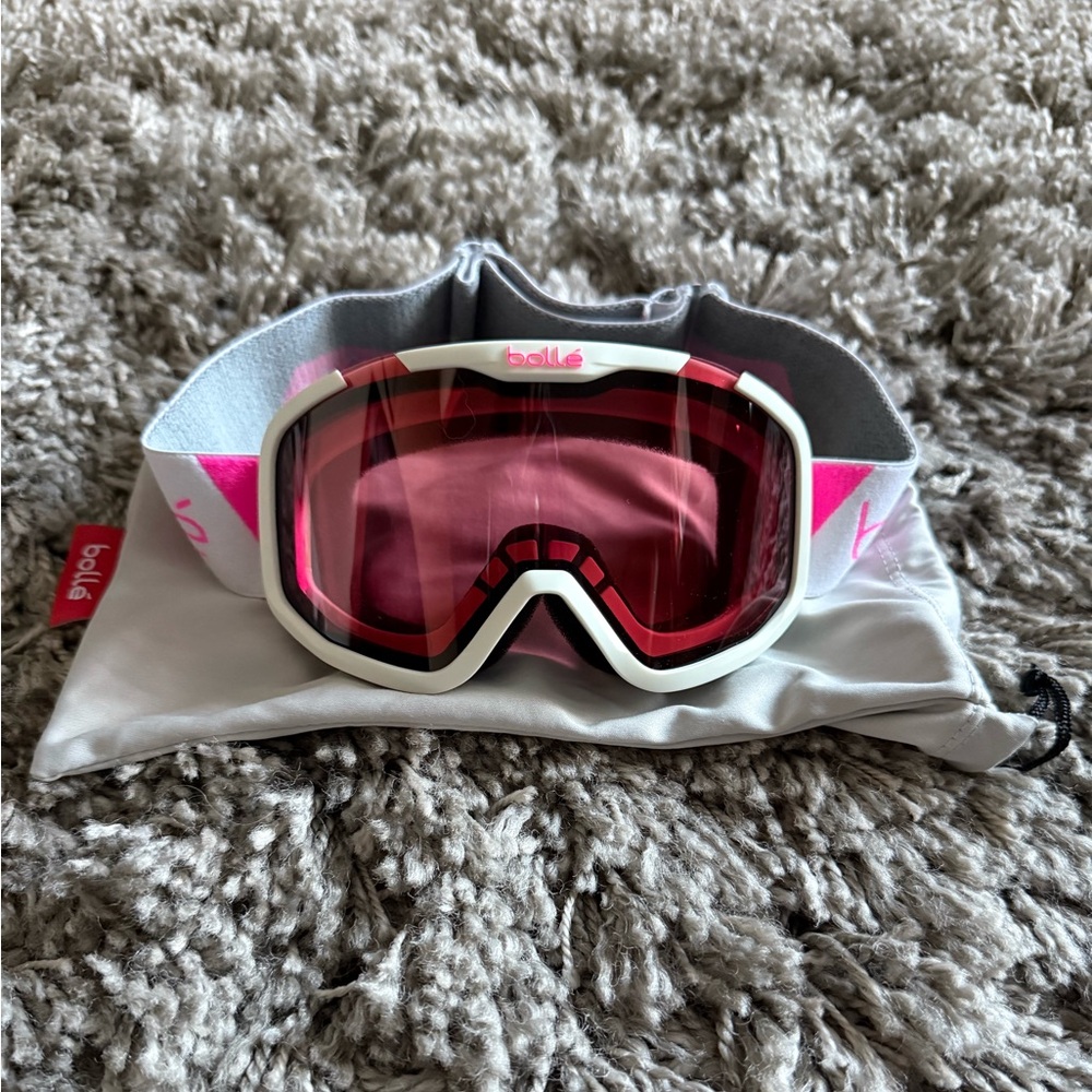 Bollé Ski Goggles with Brown Lens